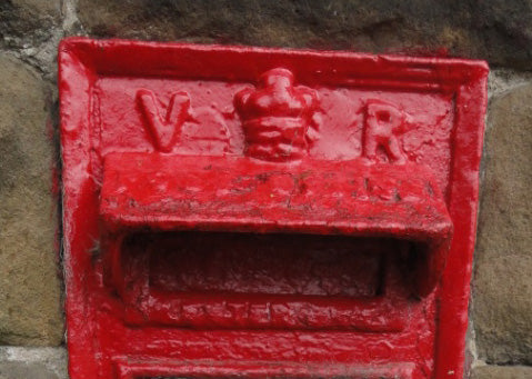 Letter to Britain : Post boxes